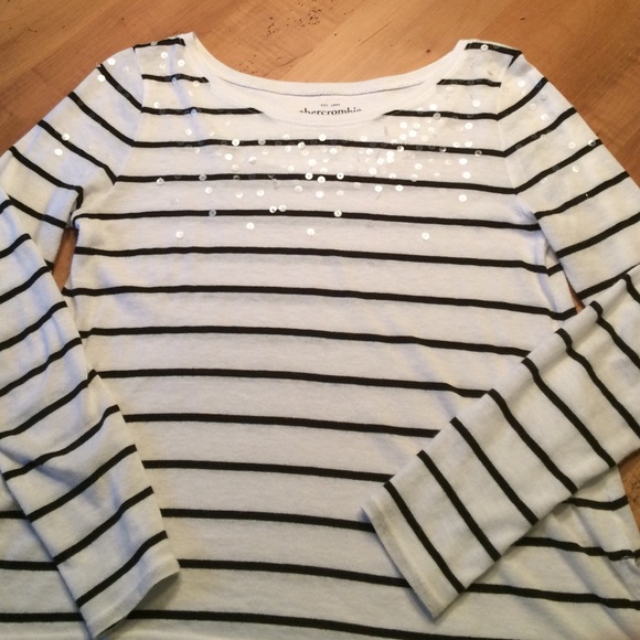 Long sleeve striped shirt