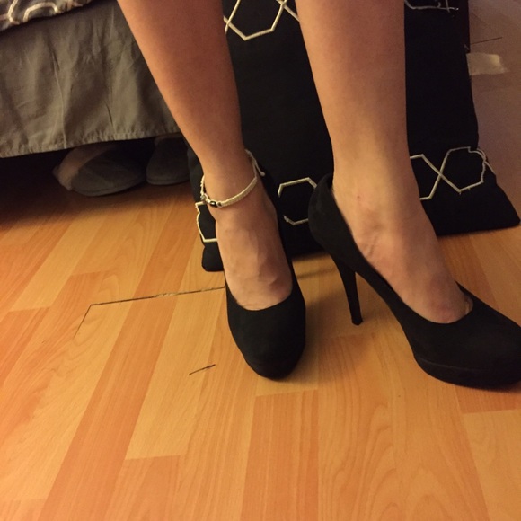 Sold - Picture 2 of 4