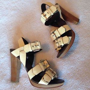 Theory buckle pumps - Ivory, size 38