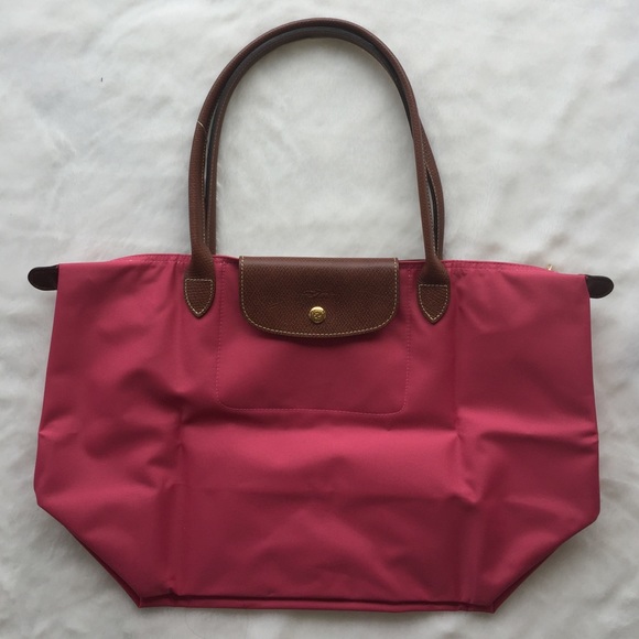 Longchamp Handbags - ✋🏻SOLD✋🏻  Authentic large Longchamp Le Pliage