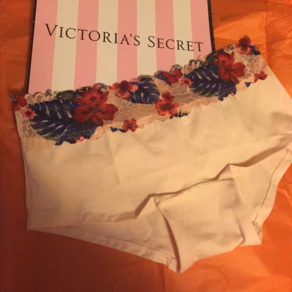 PINK Victoria's Secret Other - Victoria secret pink boy short panty