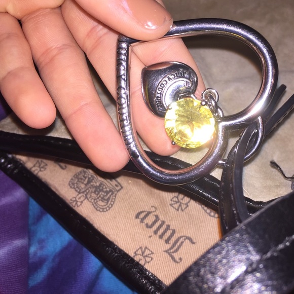 Juicy Couture Velour tote - Picture 3 of 3