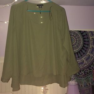 Olive Top