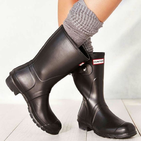 SHORT HUNTER BOOTS - SIZE US 5/EURO 36