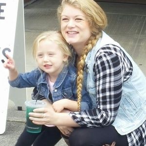 Meet your Posher, Daphne