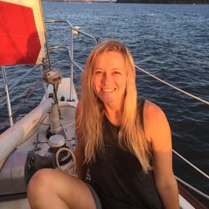 Meet your Posher, Jenn