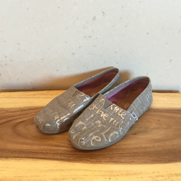 Toms Shoe