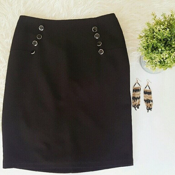 Forever 21 Dresses & Skirts - FOREVER21 black office skirt