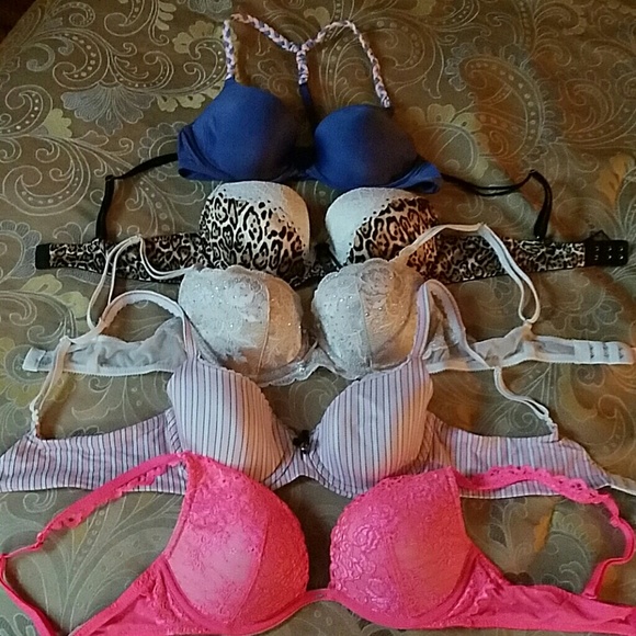 Bundle of 5 Victoria's Secret bras