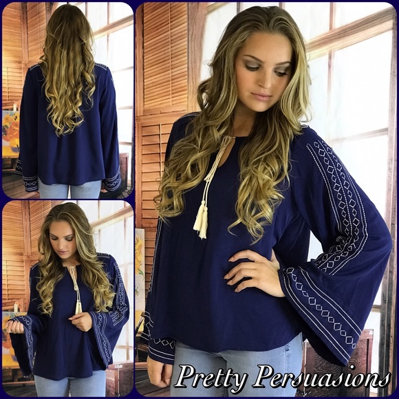 SOLD OUT‼️Embroidered Navy Kimono Bell Sleeve Top - Picture 2 of 4