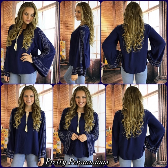 SOLD OUT‼️Embroidered Navy Kimono Bell Sleeve Top - Picture 4 of 4