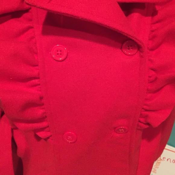 Beautiful Red Jacket - Picture 3 of 3