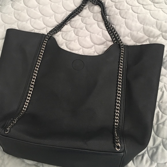 Black chain tote bag