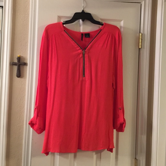 NWT Long sleeved coral top