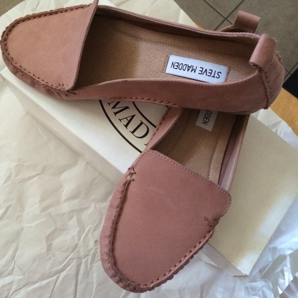 ✨ Blush Connar Loafers Light Pink Narrow Flats ✨