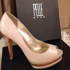 Pelle Moda shoes