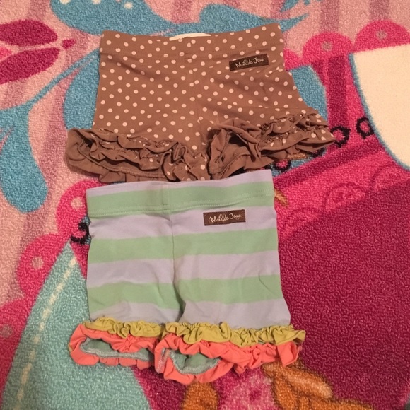Matilda Jane ruffle shorts