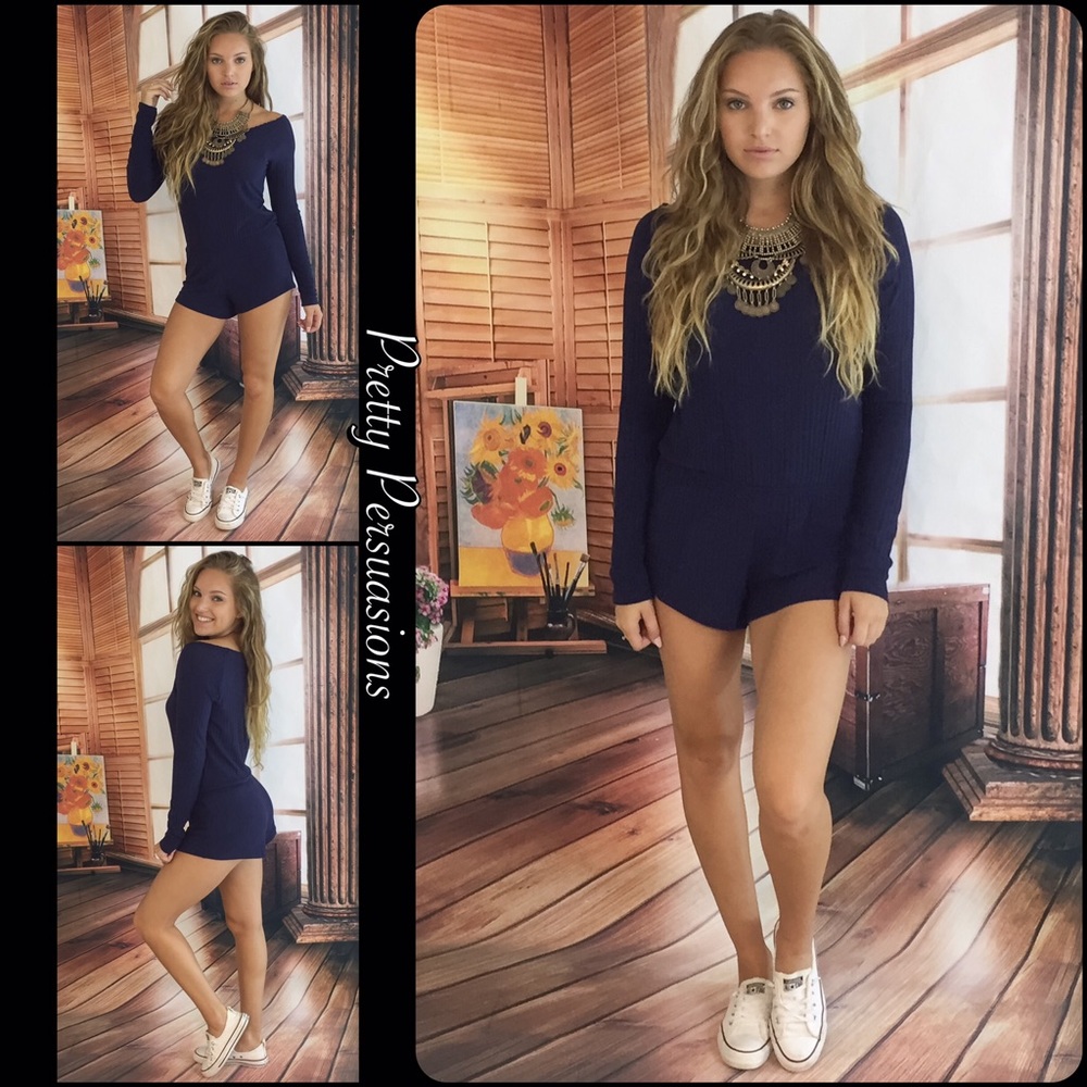 SOLD OUT ‼️Navy Long Slv On/Off Shoulder Romper - Picture 4 of 8