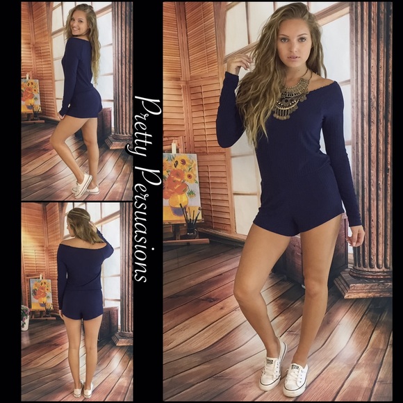 SOLD OUT ‼️Navy Long Slv On/Off Shoulder Romper - Picture 5 of 8