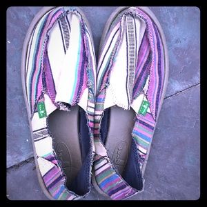 Sanuk Slip Ons