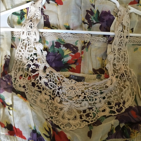 Floral print tunic - Picture 4 of 4
