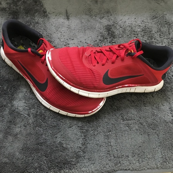Nike free run 4.0 live strong edition
