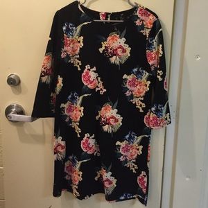 H&M floral 3/4 length sleeve dress
