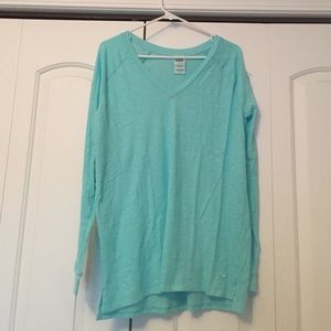 A shirt and matching sweatpants from pink!