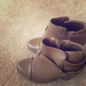 Lauren Conrad booties