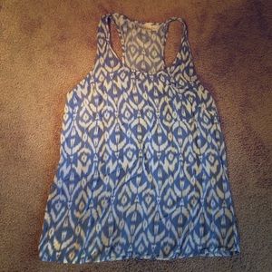Blue and white print top