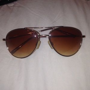 Gold Aviator Sunglasses