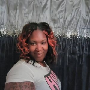 Meet your Posher, Ebony