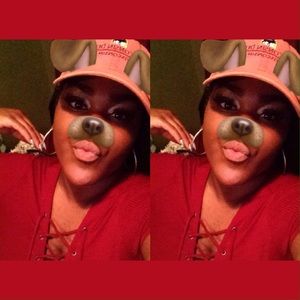 Meet your Posher, Anjanette