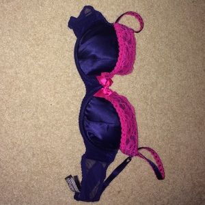 NEVER WORN Bra