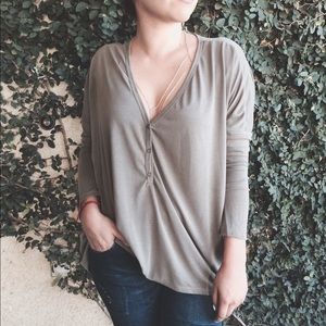 Olive lounge tee