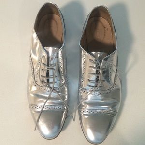 J Crew silver Oxford shoes size 8.5