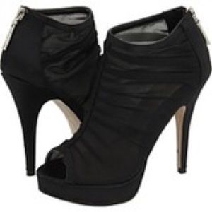 Wild rose 8.5 satin heels
