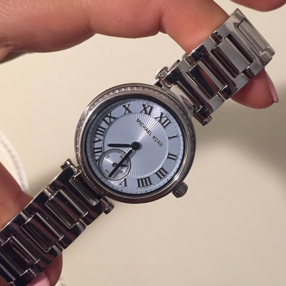 Michael Kors watch---With Links!!! main image 4
