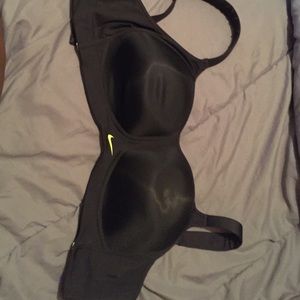 Nike Training Sports Bra 38 DD