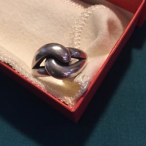 James Avery Single Loop Ring, 8