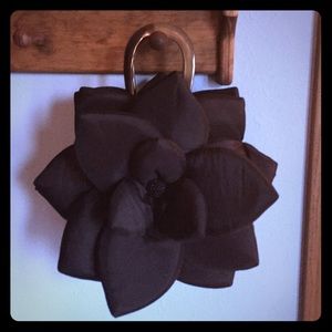 ⚫️Lotus Flower Handbag ⚫️