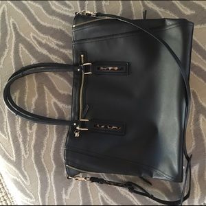 Stella and Dot purse