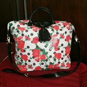 👄 Betsey Johnson RARE Duffle Luggage Tote