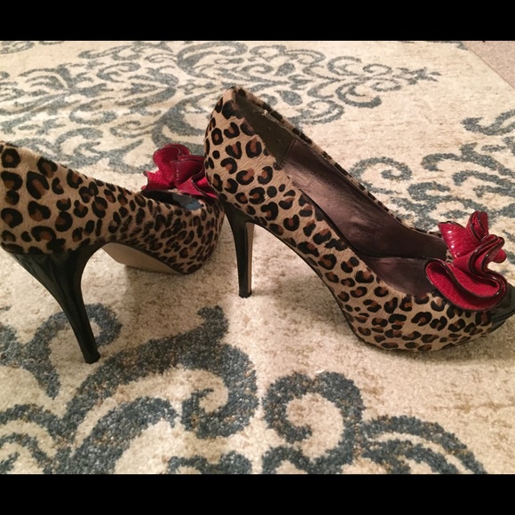Leopard heels
