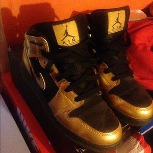 Jordans 1
