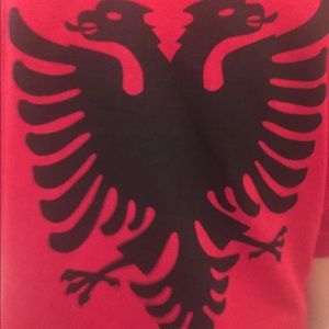 Meet your Posher, Nexhmije