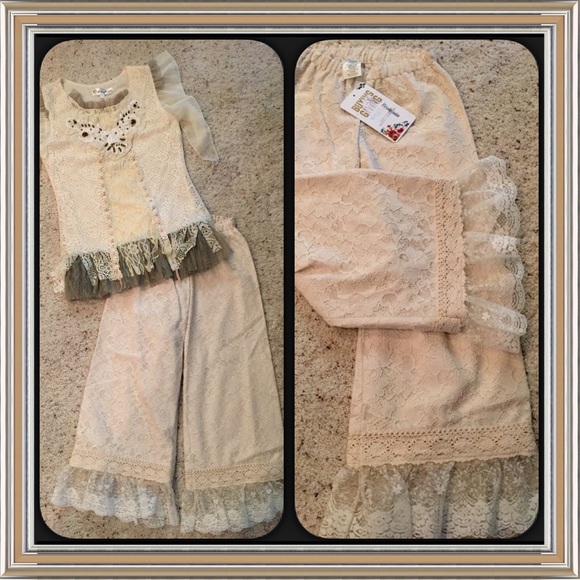 Brand New Creme Lace Persnickety Frocks SZ 8