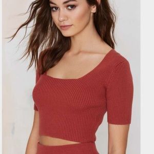 ❌ SOLD ❌ Glamorous Rust crop top