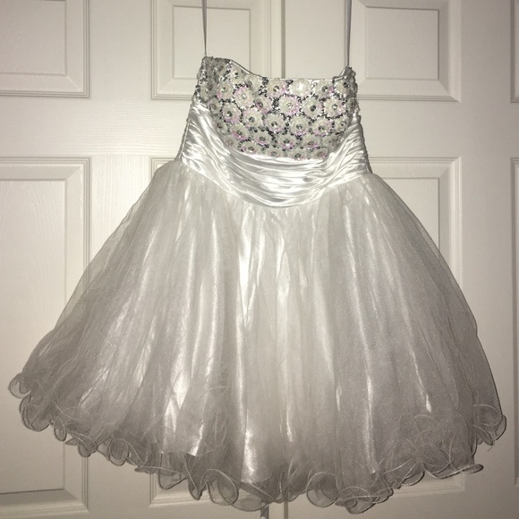 Beautiful Prom/Formal Dress!!