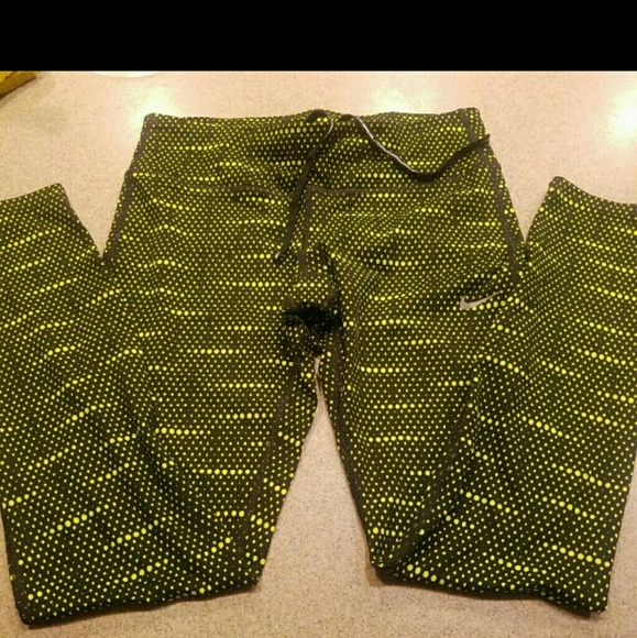 Nike dri fit leggings